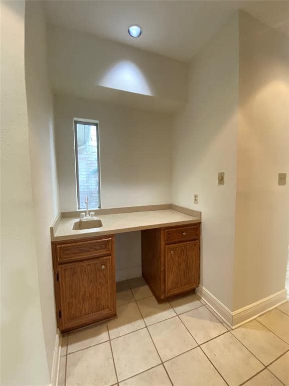 Building Photo - 14803 El Miranda Dr