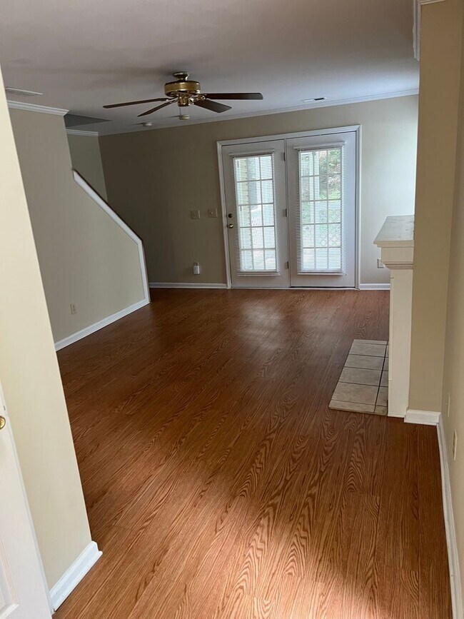 Building Photo - 6611-7227 Bevington Duplex