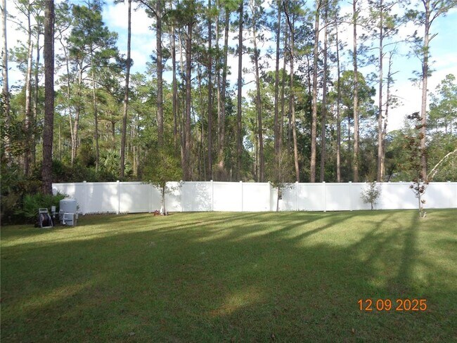 Building Photo - 2380 8th Ave