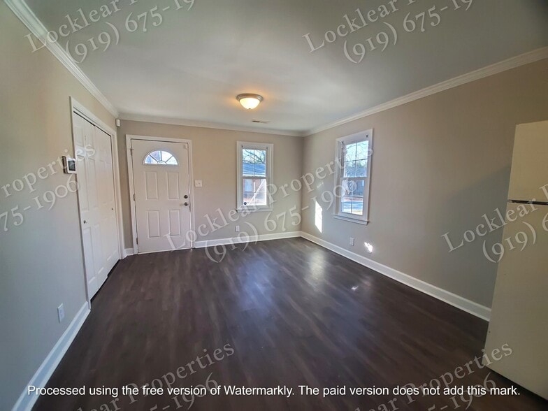 Building Photo - 608 Hugh St