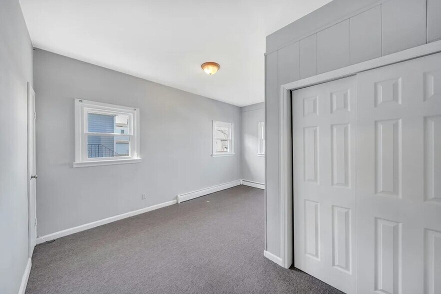Building Photo - 649 New Jersey Ave