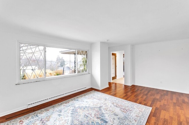 Building Photo - Updated 3BR Home Near Sewickley with Central Air & Finished Walk-Out Basement