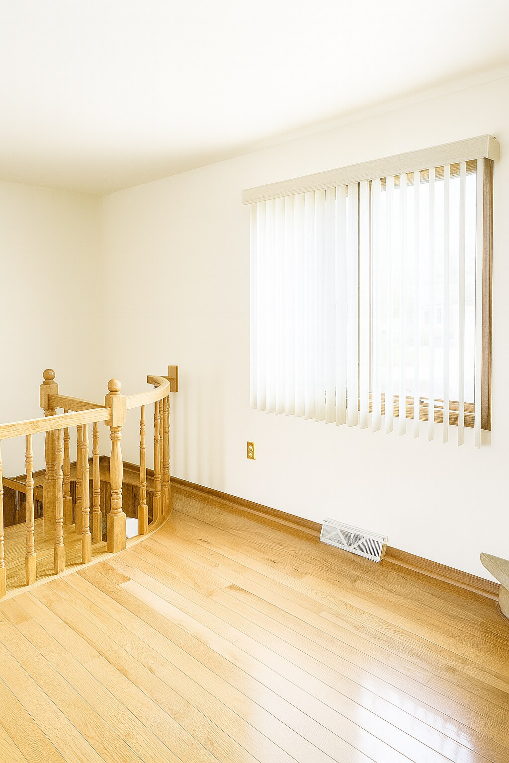 Building Photo - 2735 Alder Creek Dr N