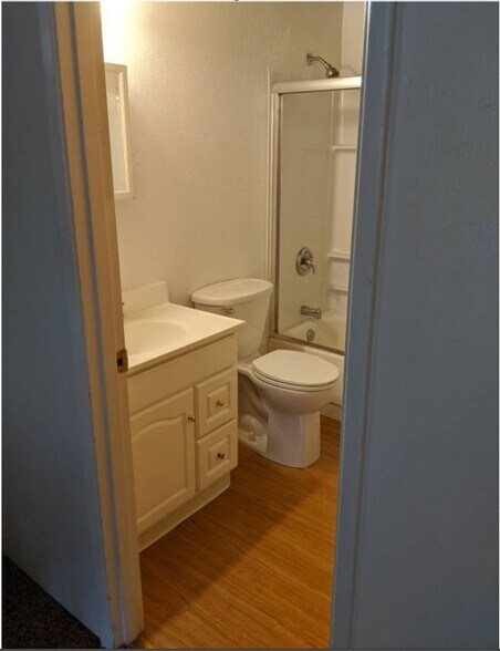 Building Photo - 230 NW 15th St