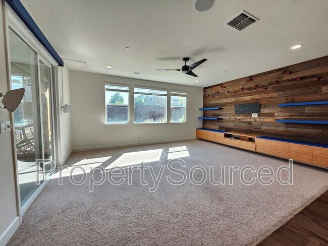 Building Photo - 17894 Amador Dr