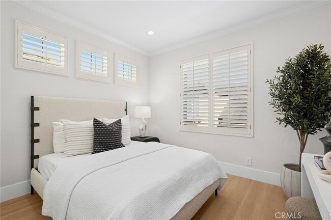 Building Photo - 20 Fecamp