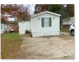 Building Photo - 201 Autumn Leaf Ln