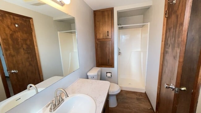 Building Photo - Fantastic Home in North Loveland