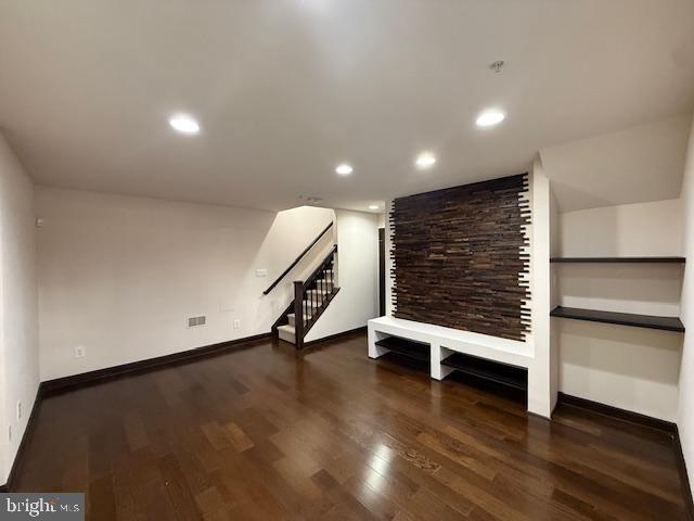 Building Photo - 8861 Ashgrove House Ln