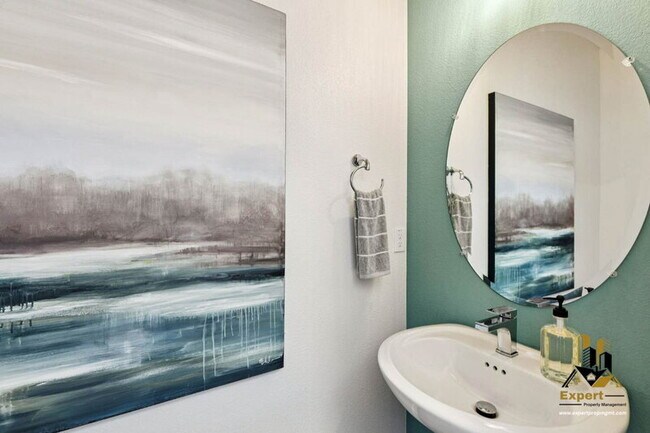 Building Photo - 8647 Starburst Way