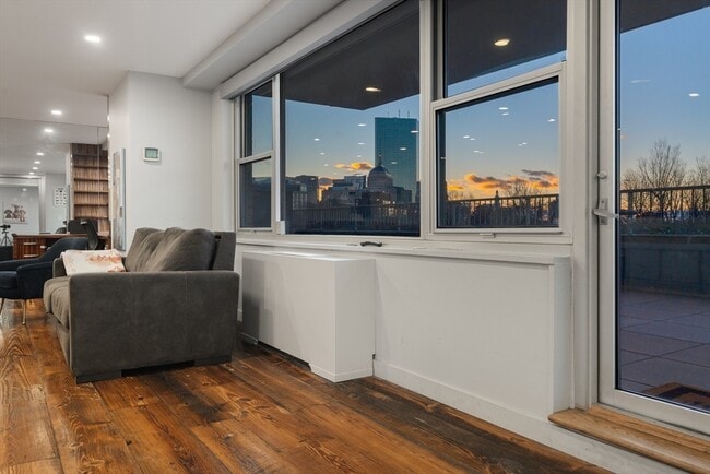 Building Photo - 151 Tremont St