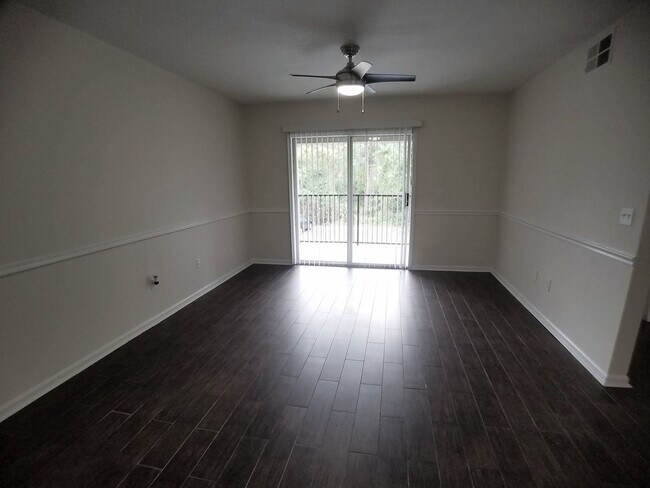 Building Photo - Gorgeous 1/1 Condo for Rent at The Crest close to UCF and Valencia College.