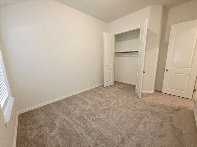 Building Photo - 2222 Vigilance Ct