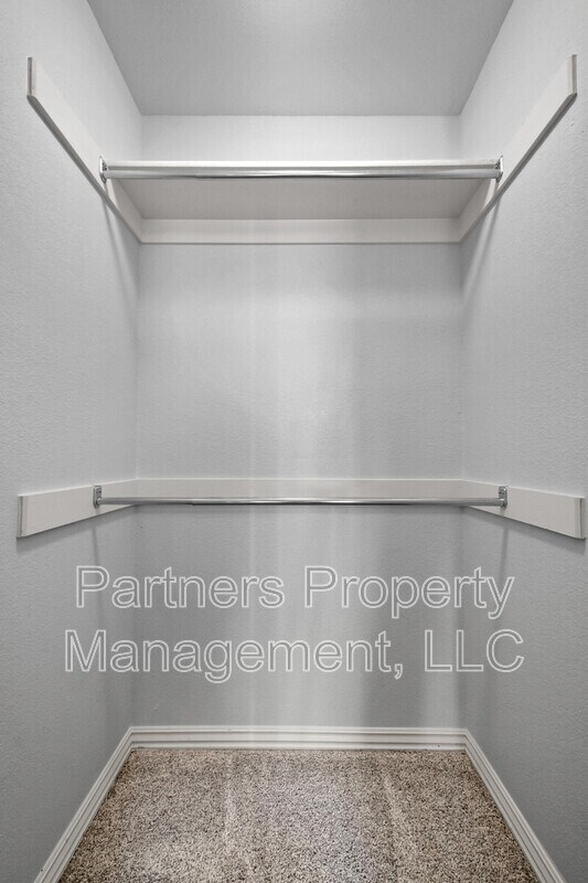 Building Photo - 4092 W Santa Maria Ln