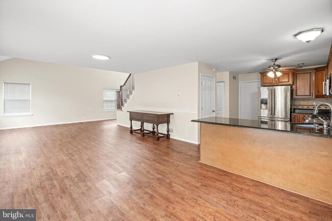 Building Photo - 87 Canal View Dr