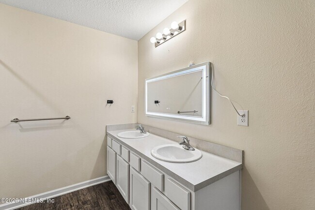 Building Photo - 3470 Lawton Pl
