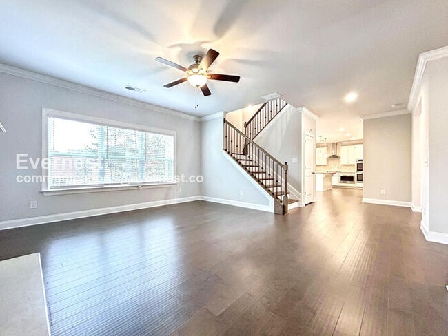 Building Photo - PROMO: Get $1000 OFF the first month’s rent when you sign the lease today! / 4 Bed/3.5 Bath Home ...