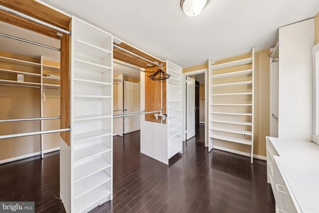 Building Photo - 5301 Goldsboro Rd