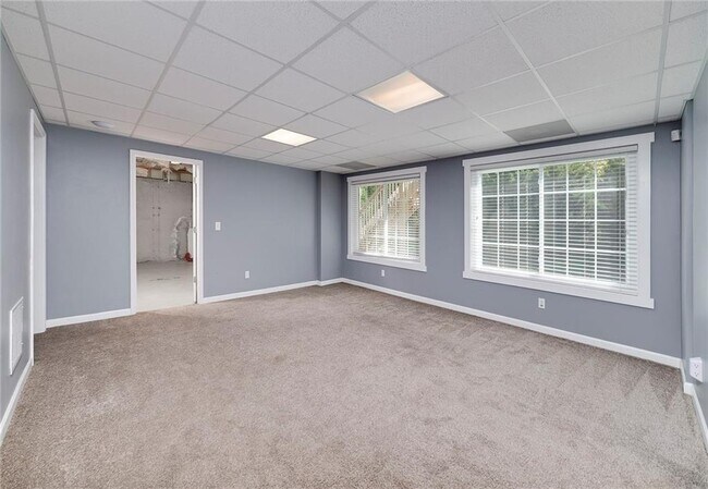 Building Photo - 1120 Bagwell Dr NW