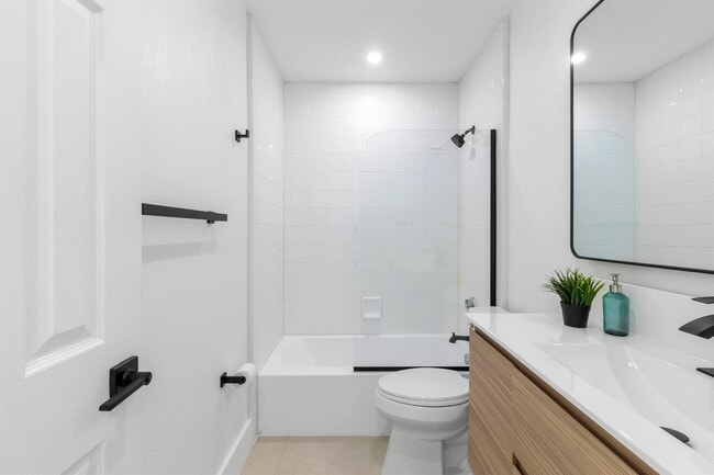 Building Photo - 6573 Eaton St