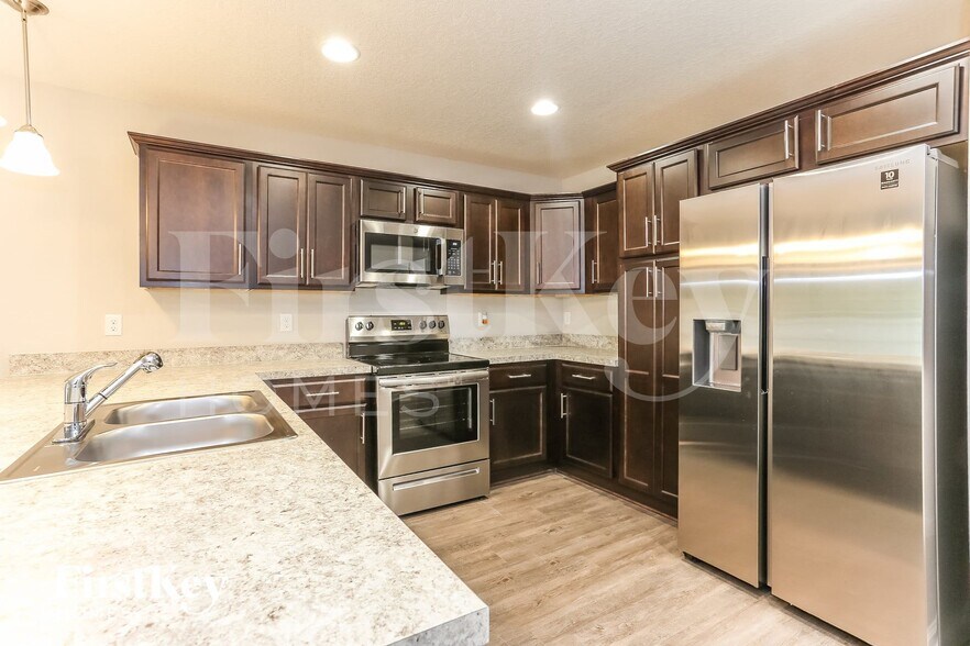 Building Photo - 11385 Margarets Landing Pl.
