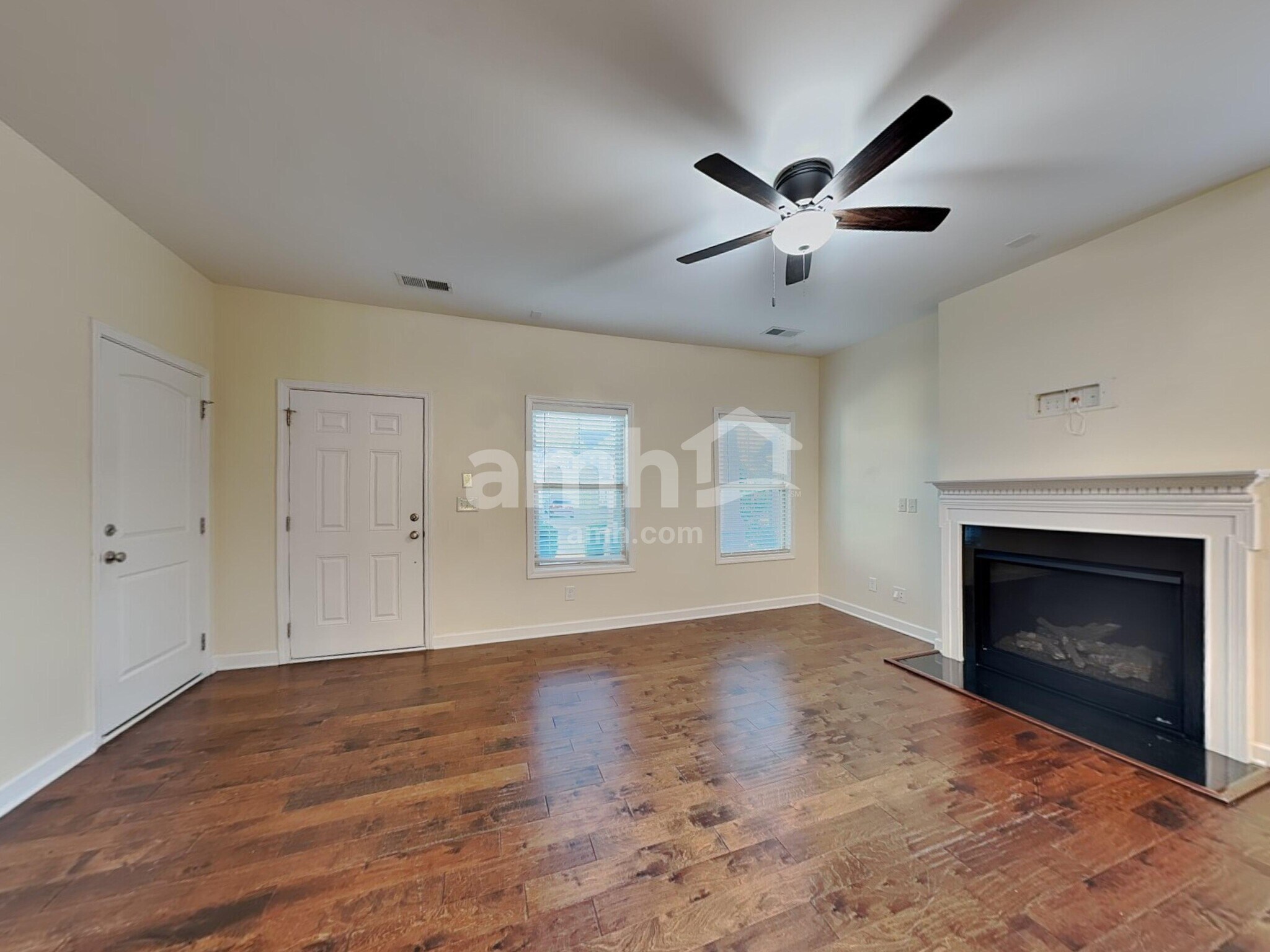 Building Photo - 232 Lanier Pl