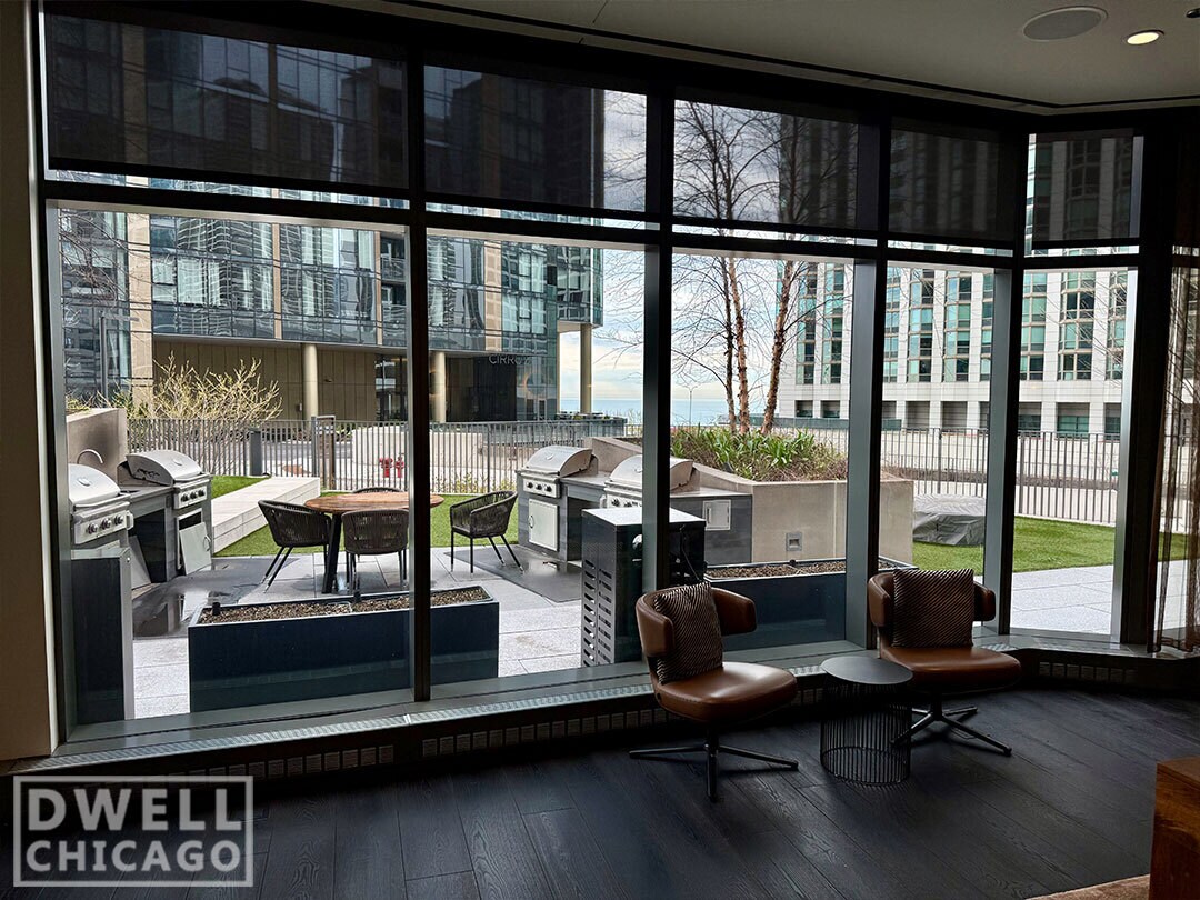 Building Photo - 460 E Waterside Dr
