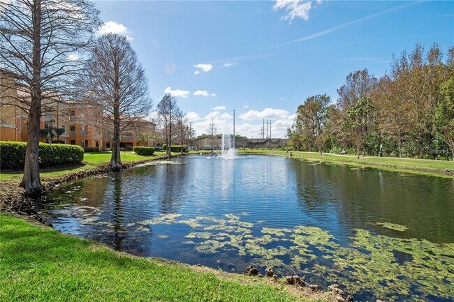 Building Photo - 5463 Vineland Rd