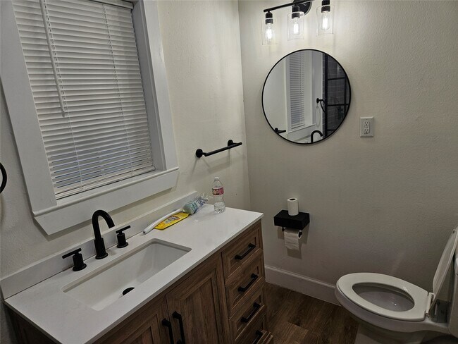 Building Photo - 6446 Brookside Dr