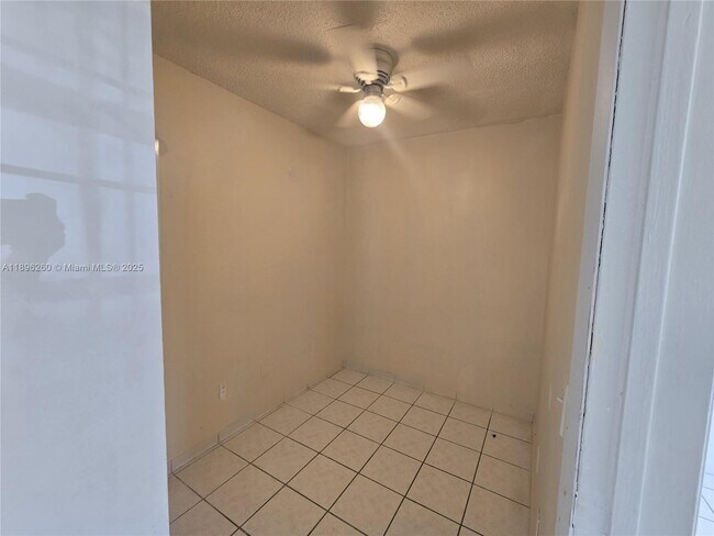 Building Photo - 71 NW 76th St