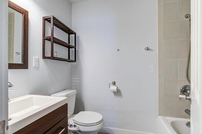 Building Photo - 229 Jean Wells Dr