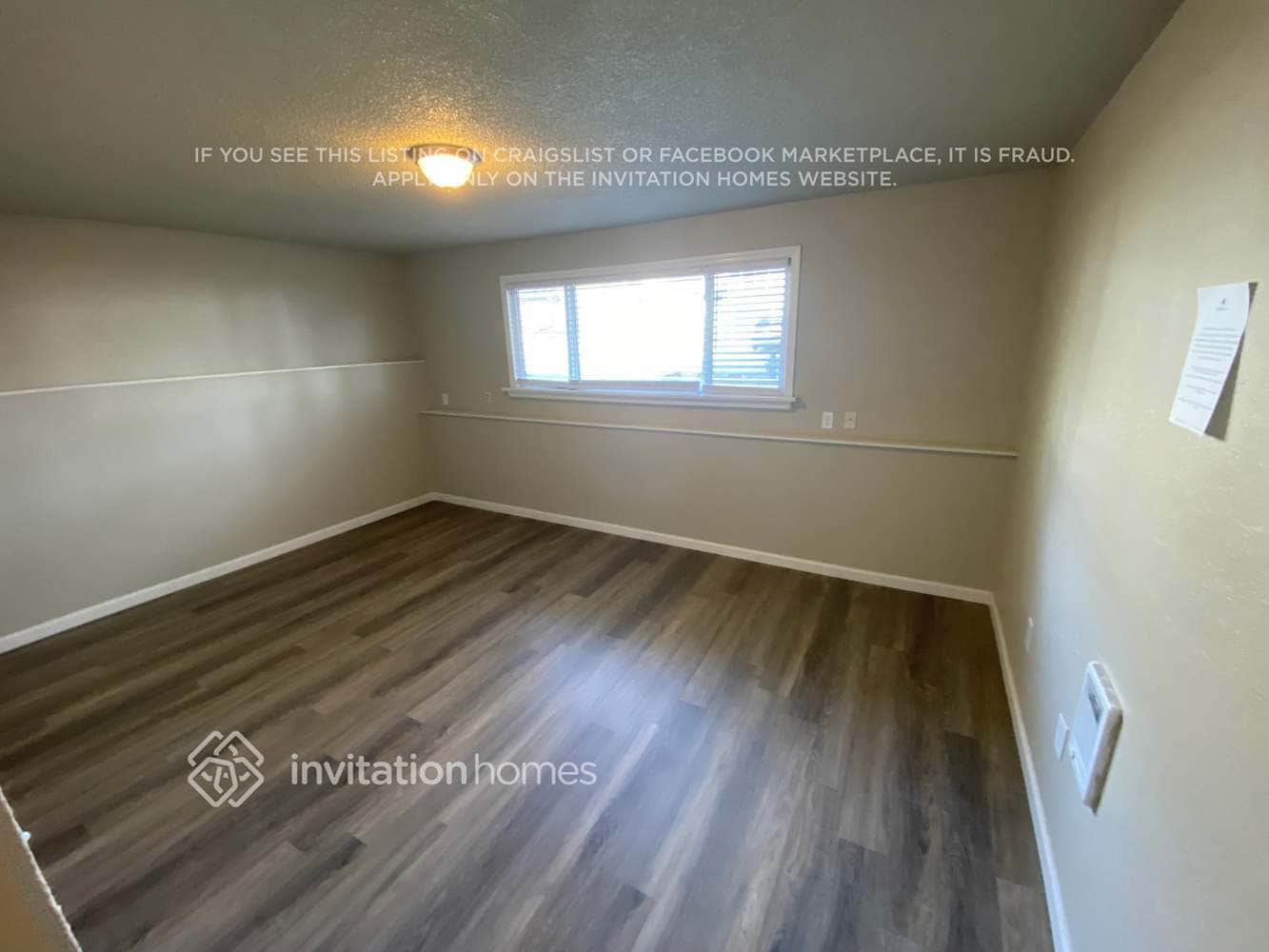 Building Photo - 3725 SW 332nd Pl