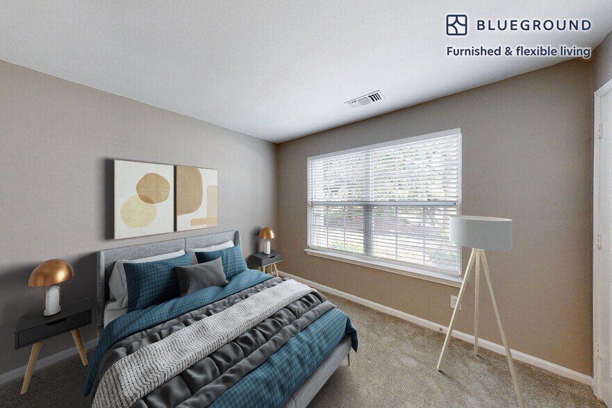 Building Photo - 100 Court N Dr