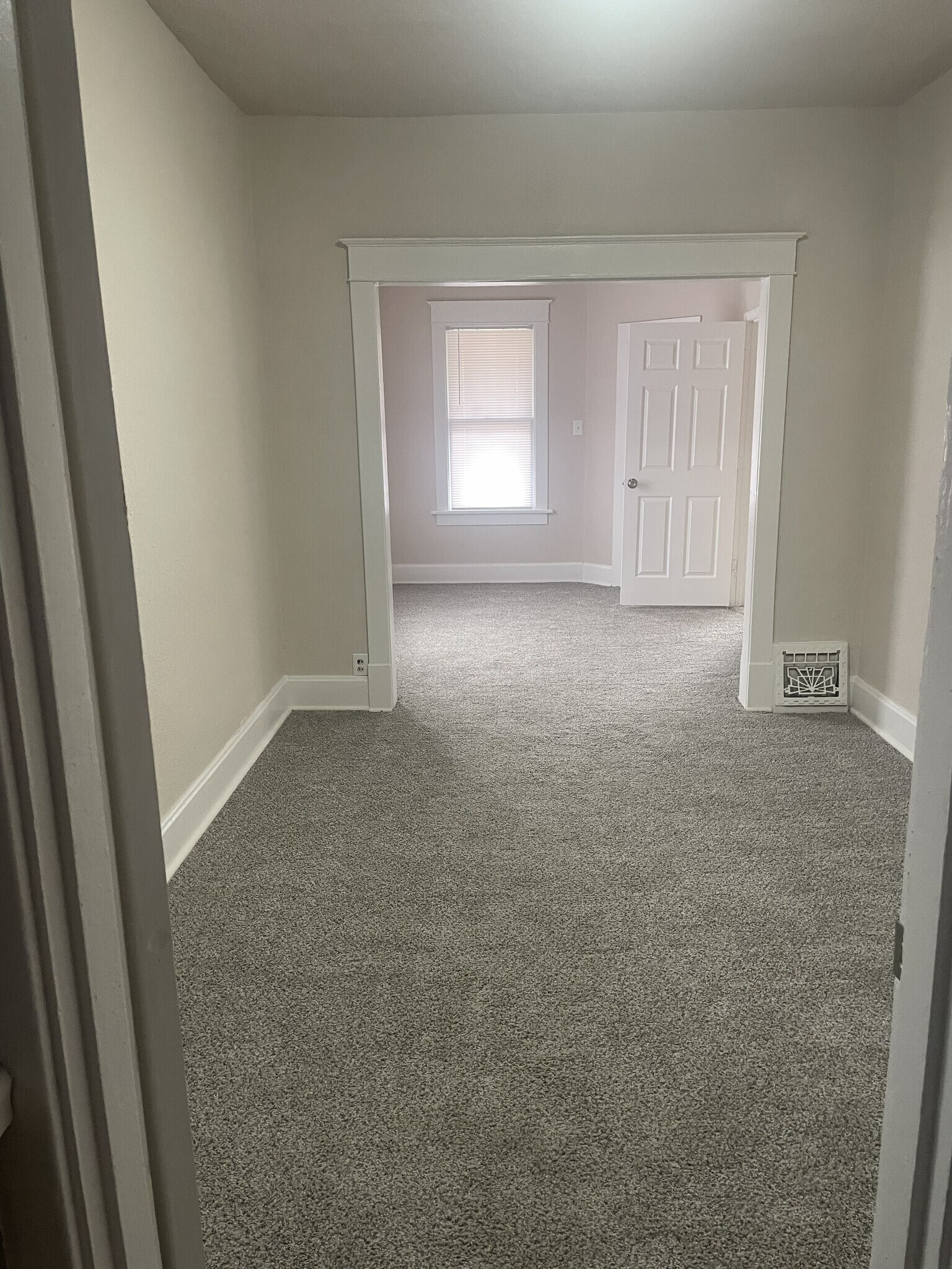 Building Photo - 1839 Ervay Ave