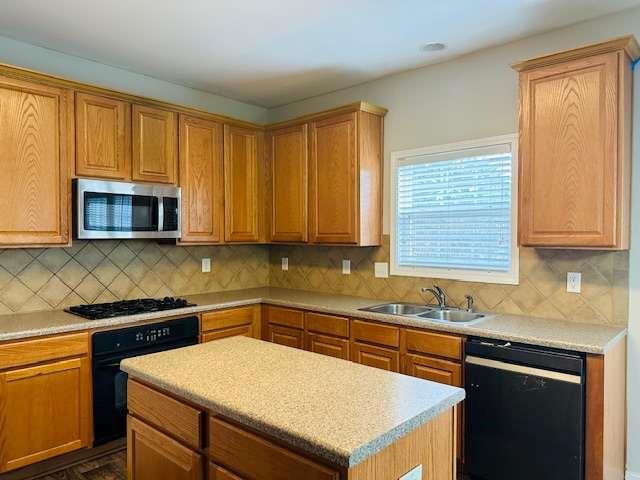 Building Photo - 3999 Elm Trace Dr