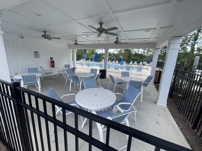 Building Photo - 504 Sea Sparrow St