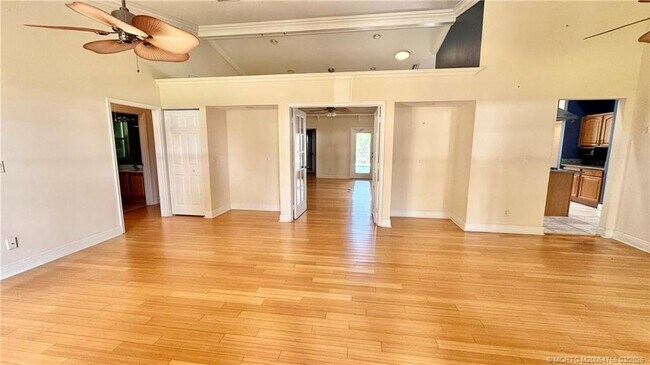 Building Photo - 510 SW South Carolina Dr