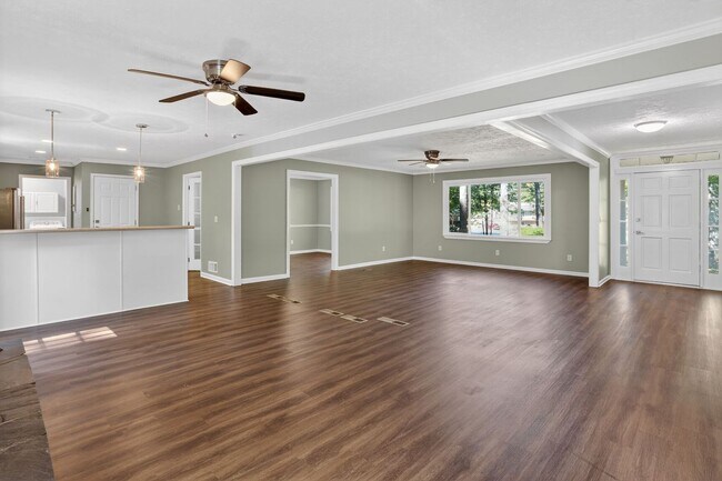 Building Photo - Modern Ranch Home - Excellent School District East Cobb