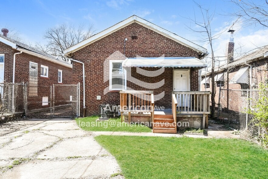 Building Photo - 3834 Missouri Ave