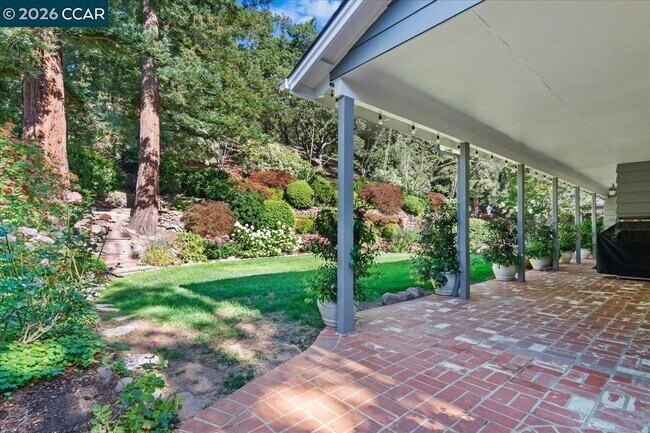 Building Photo - 539 Dalewood Dr