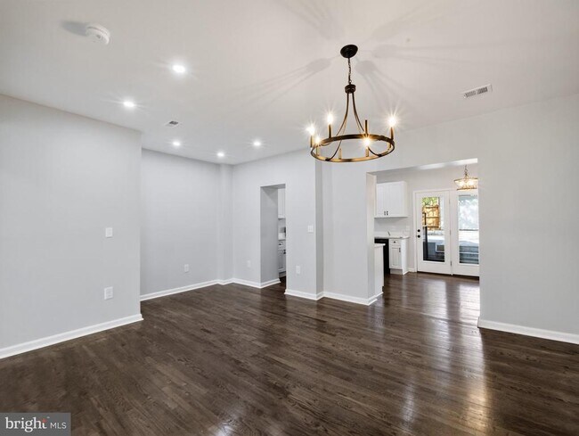 Building Photo - 4107 4th St NW