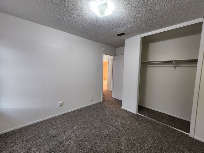 Building Photo - 508 Campbell Ln