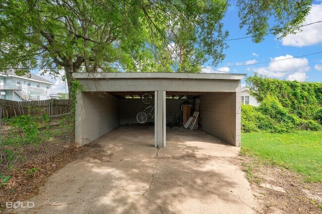 Building Photo - 440 Atkins Ave