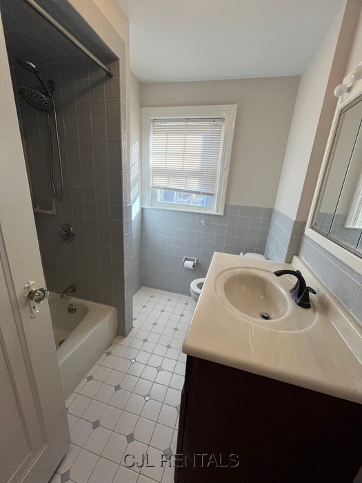 Building Photo - 30 Stearns Rd