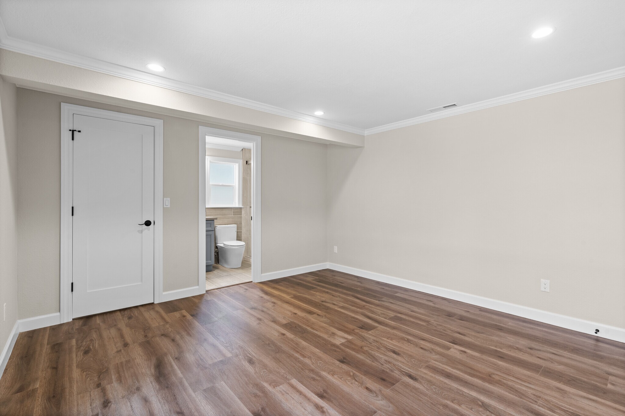 Building Photo - 2480 Ardee Ln