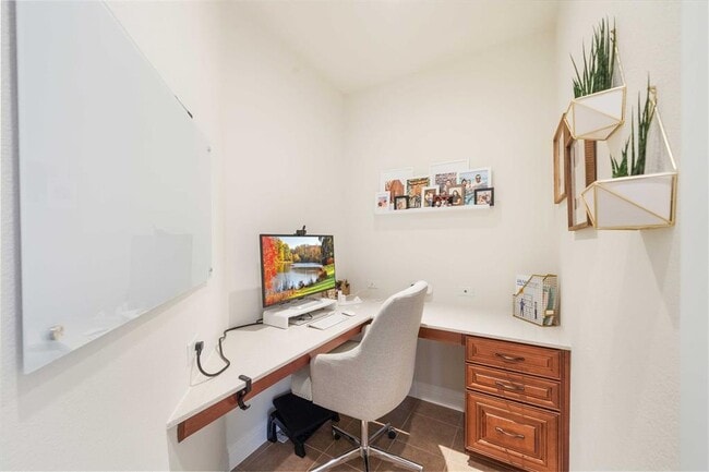 Building Photo - 3446 De Torres Cir