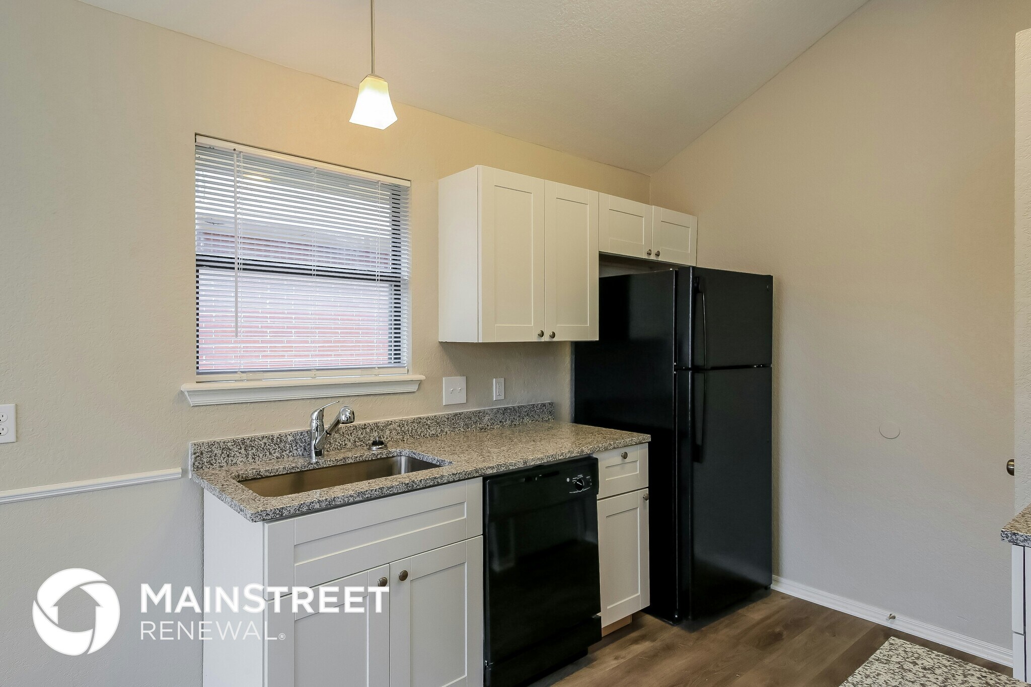 Building Photo - 6012 SE 83rd Pl