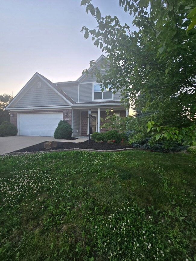 Building Photo - Eastside Four Bedroom Home located near So...