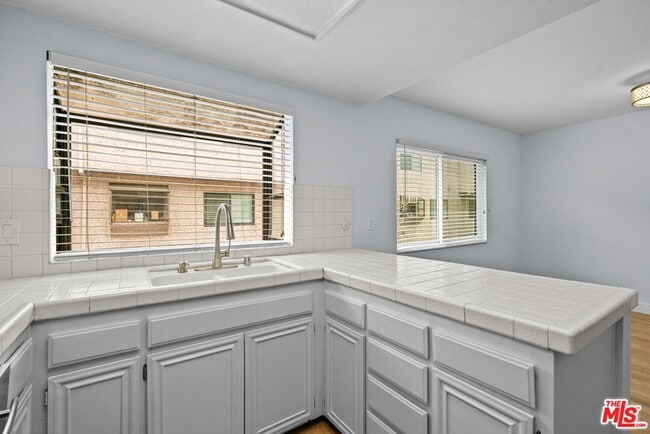 Building Photo - 7904 Topanga Canyon Blvd