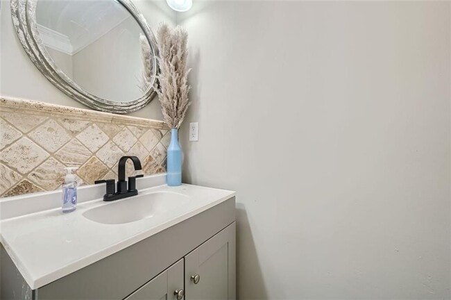 Building Photo - 7575 Ball Mill Rd NE